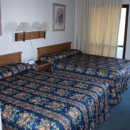 Viking Jr. Motel Saint Peter Екстериор снимка