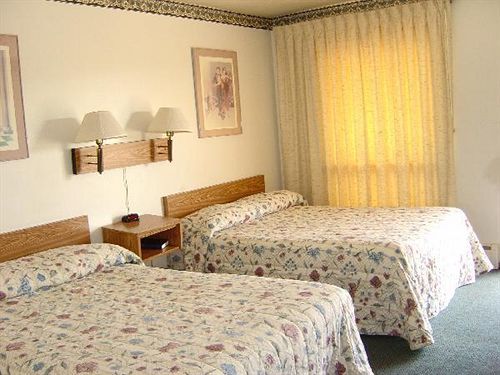 Viking Jr. Motel Saint Peter Стая снимка